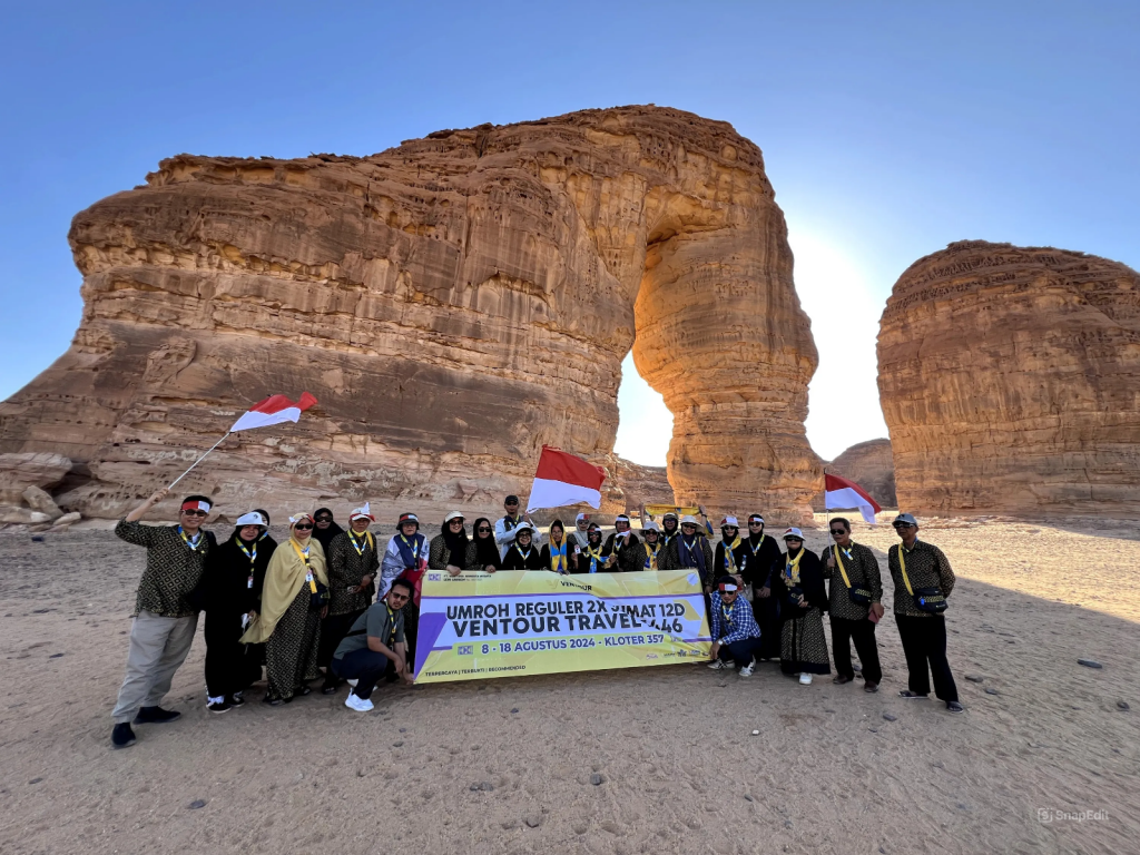 Potret jemaah Ventour Travel di Salah Satu Destinasi Al Ula